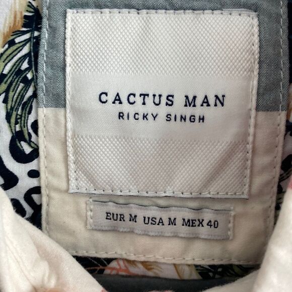 CACTUS MAN- Red white & blue button up- Size medium - Picture 3 of 8